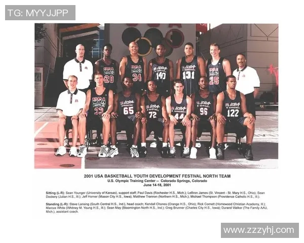 勒布朗与安东尼的传奇对决:篮球场上的友谊与竞争交织的故事 勒布朗与安东尼的传奇对决:篮球场上的友谊与竞争交织的故事